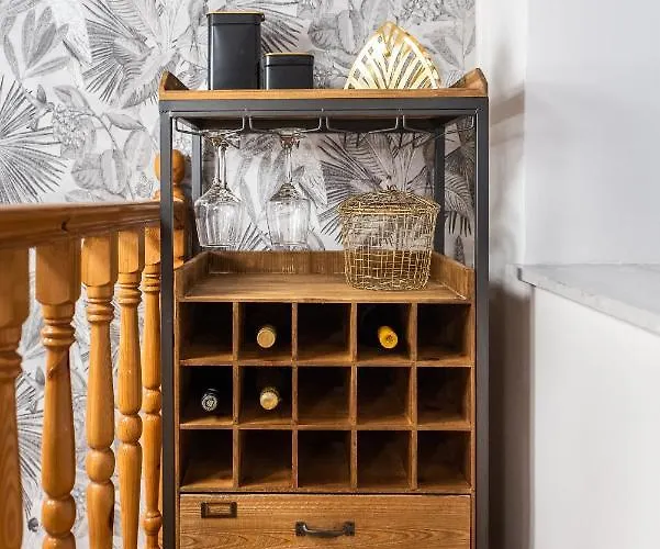 Mavrogenous Luxury *