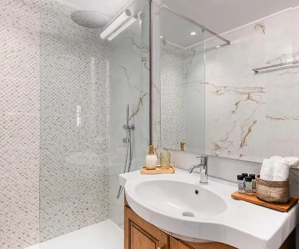 Mavrogenous Luxury Nauplion