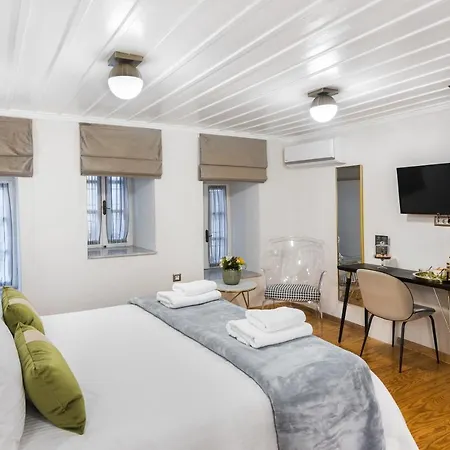 Mavrogenous Luxury *