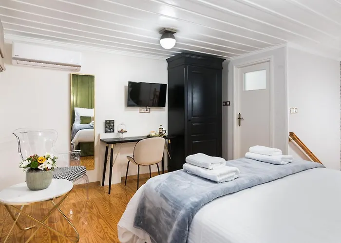 Mavrogenous Luxury * Náuplia